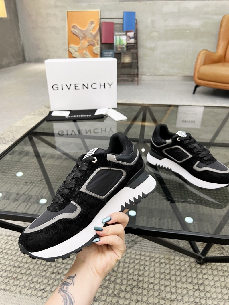 Givenchy Sneakers